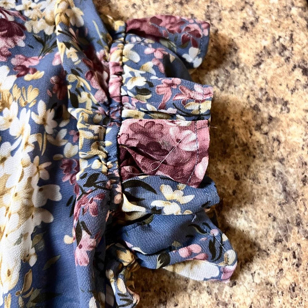 Umgee Floral Blouse - Blue and Pink 2x - Picture 4 of 7